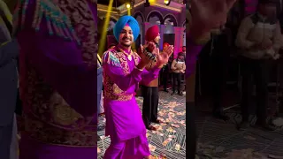 Amar sehmbi Rajvir jawanda live Khandani bndyeaan da lana wajde😎Jithe tu veyaa ke ayegi 🥰a