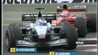 F1 Suzuka 2001 GP - Michael Schumacher chases Häkkinen