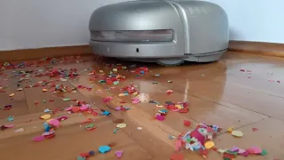 ELECTROLUX Trilobite 2.0 vs Floor full of confetti🎊mess!  (Got clogged & needed 2x empty😏)