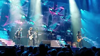 Guns N' Roses - Used to love her @ Little Caesars Arena Detroit 11-2-17