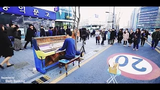 An Amazing Boy Playing Tales Weaver OST with Street Piano