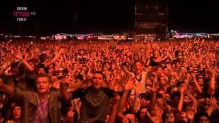 Arctic Monkeys - Snap Out Of It Live Reading & Leeds Festival 2014 HD