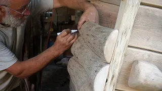 Making rustic wooden chest from live edge slabs