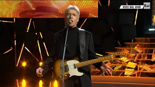 Igor Minerva  canta "La vita è adesso"- Tali e quali 08/01/2022