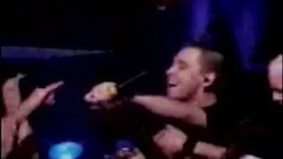 Linkin Park - In The End (KROQ Almost Acoustic X-Mas 08.12.2001)