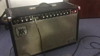 Music Man 210HD One Thirty amp (demo)