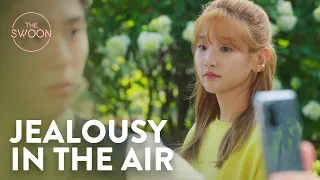 Park Bo-gum's onscreen girlfriend Lee Sung-kyoung ignites jealousy | Record of Youth Ep 12 [ENG SUB]