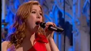 Hayley Westenra sings Whispering Hope