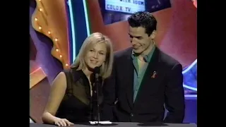 Jewel 1996 12 04 MTV Billboard Awards Presenting Award to Dishwalla