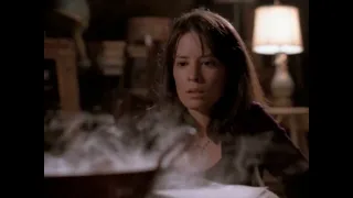 Piper Runs Home And Tells Her Sisters Jeremy Is A Warlock - Charmed Scene
