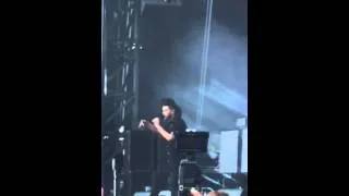 The Weeknd - The Crew (Live at The Roots Picnic 2015)
