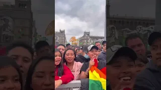 Desde el Zócalo de la Ciudad de México @GrupoFirmeOficial pone a bailar a todo el país. 🥳🙌🏼