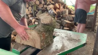 Колун артмаш в роботі😜 Заготівля дров 2023