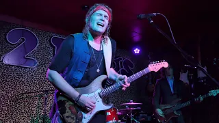 Philip Sayce - Out Of My Mind - 5/2/19 Two Frogs Grill - Ardmore, OK