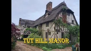 Exploring An Abandoned Thatched Manor House - URBEX UK