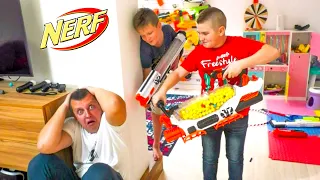 Папа ПРОИГРАЛ СПОР! Едем В ГОСТИ к БРОС ШОУ / Кириешка Nerf Battle