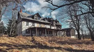 Beautiful Forgotten 193 year old Quaker Mansion up North w/ Stone Barn & Springhouse