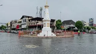 Sirine Kencang Detik-Detik Proklamasi Di Tugu Yogya, Semua Mobil & Motor Berhenti Mengheningka Cipta