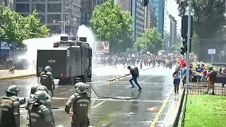 Incidentes en una jornada de protesta contra la jubilación privada en Chile