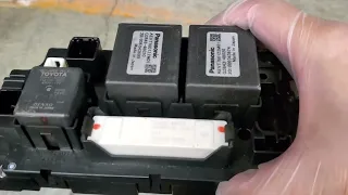 2010 PRIUS HYBRID BATTERY ISSUES- COULD IT BE THE HYBRID BATTERY FUSE BOX? WHAT TO LOOK FOR...