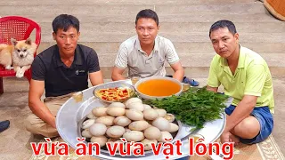 Ăn Trứng Chíp Chíp.Vừa Ăn Vừa Vặt Lông | Biển Nguyễn ngọc NB.