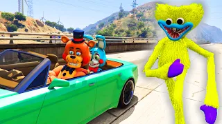 Escape From The Huggy Wuggy VS Animatonics Freddy - GTA 5 5 FNAF MODS Multi Pulti