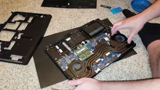 Alienware 17, R5. Repaste and fan clean up. Tutorial