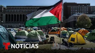 Las protestas universitarias siguen en 20 estados y policías las reprimen | Noticias Telemundo