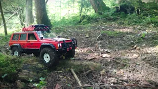 JEEP CHEROKEE XJ / HOBBY-TECH CRX2 ‐ scale rc crawler 1/10