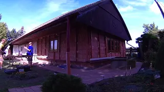 Roubený obklad - montáž obkladu na dům Timber cladding - installation of cladding on the house