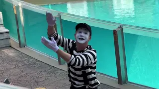 Dean The World Famous SeaWorld Mime | SeaWorld Mime | Mime of SeaWorld