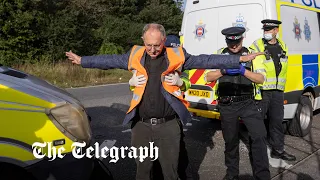 M25 protests: On the frontline with Insulate Britain as police finally take swift action