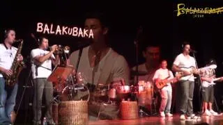 Balakubaka in bar... DVD Promocional para mostrar uma versão diferente da banda Balakubaka.