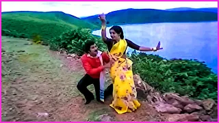 Super Star Krishna, Ambika Evergreen Superhit Song - Naidu Gari Abbayi Movie Video Songs