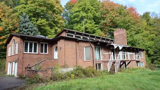 Beautiful Abandoned $2 Million Dollar 1980's Mansion In The Country