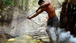 Primitive Technology: Bow And Arrow Weapons