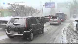 Blizzards Paralyze East and South Ukraine Cities: Roads in 5 regions blocked due to heavy snow