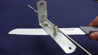 How to sharpen a razor sharp knife !( sharp razor)