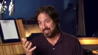 Ice Age Collision Course "Manny" Ray Romano Official Interview - Ice Age 5