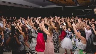 The BIGGEST flash mob WEDDING DANCE surprise!!! With ALL the wedding guests!