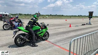 Kawasaki Ninja ZX6R  vs Suzuki GSX-R 1000R drag race 1/4 mile 🚦🚗  - 4K