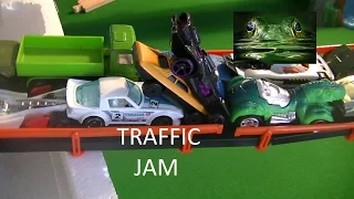 Hot Wheels Traffic Jam on AFX Motorway (Car Fun)