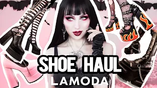 🖤⛓️ GOTH / ALT SHOE HAUL ⛓️🖤 Trying on Extreme and Crazy Boots from LAMODA | Vesmedinia