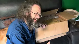 Unboxing the Icom IC-7300