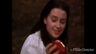 Sicktanick' poisoned apple (Snow white: tale of terror)