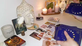 ❤️‍🔥⚡️¿QUÉ SIENTE POR TI EN ESTE MOMENTO? ¿QUÉ TE DIRÍA?🌹CANALIZACIÓN ✨️TAROT INTERACTIVO