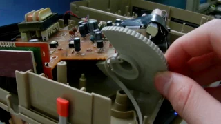 [Bits #12] Inside a Clock Radio - SONY Dream Machine Glitches