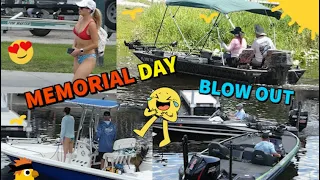 It Was A Madhouse At The Boat Ramp Boats People Everywhere :)