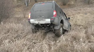 Nissan  Xterra  покатушки по склонам.