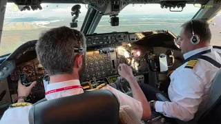 1987 Classic B747-200F wonderful Cockpit Landing into Frankfurt! [AIRCLIPS]
